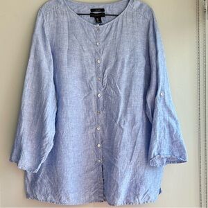 TAHARI light blue 100% linen long sleeve button blouse